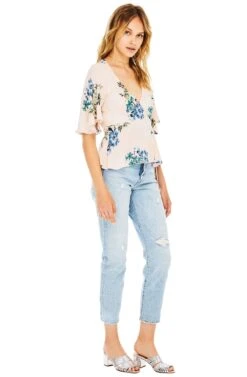 Payton Top -Sundress Haven ACT12937 BLUSH MULTI FLORAL 02