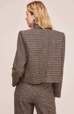 Manhattan Blazer 11 Manhattan Blazer -Sundress Haven ACT15501 HAZELNUT HOUNDSTOOTH 6
