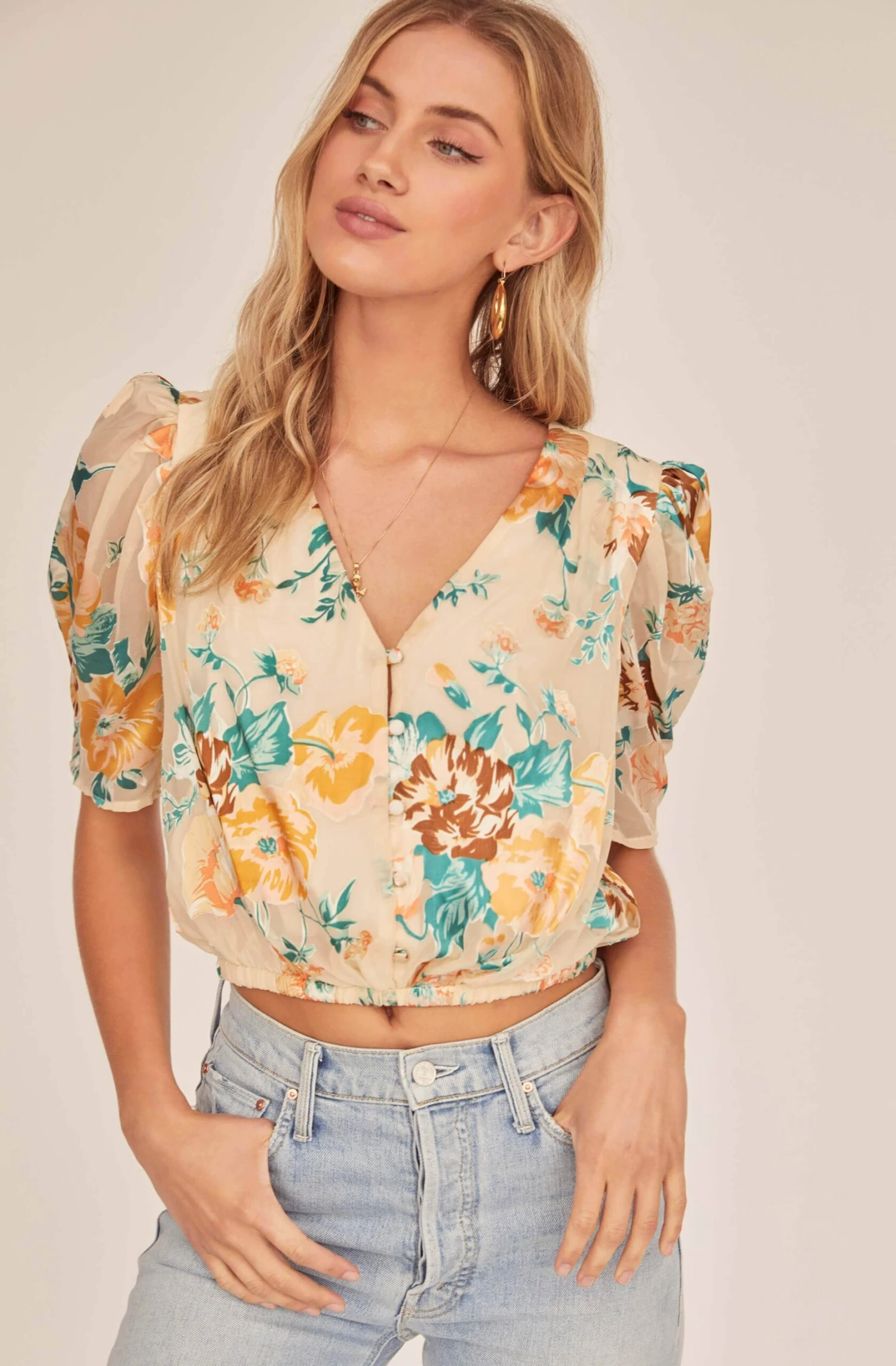 Sunday Floral Top 5 Sunday Floral Top - Image 5