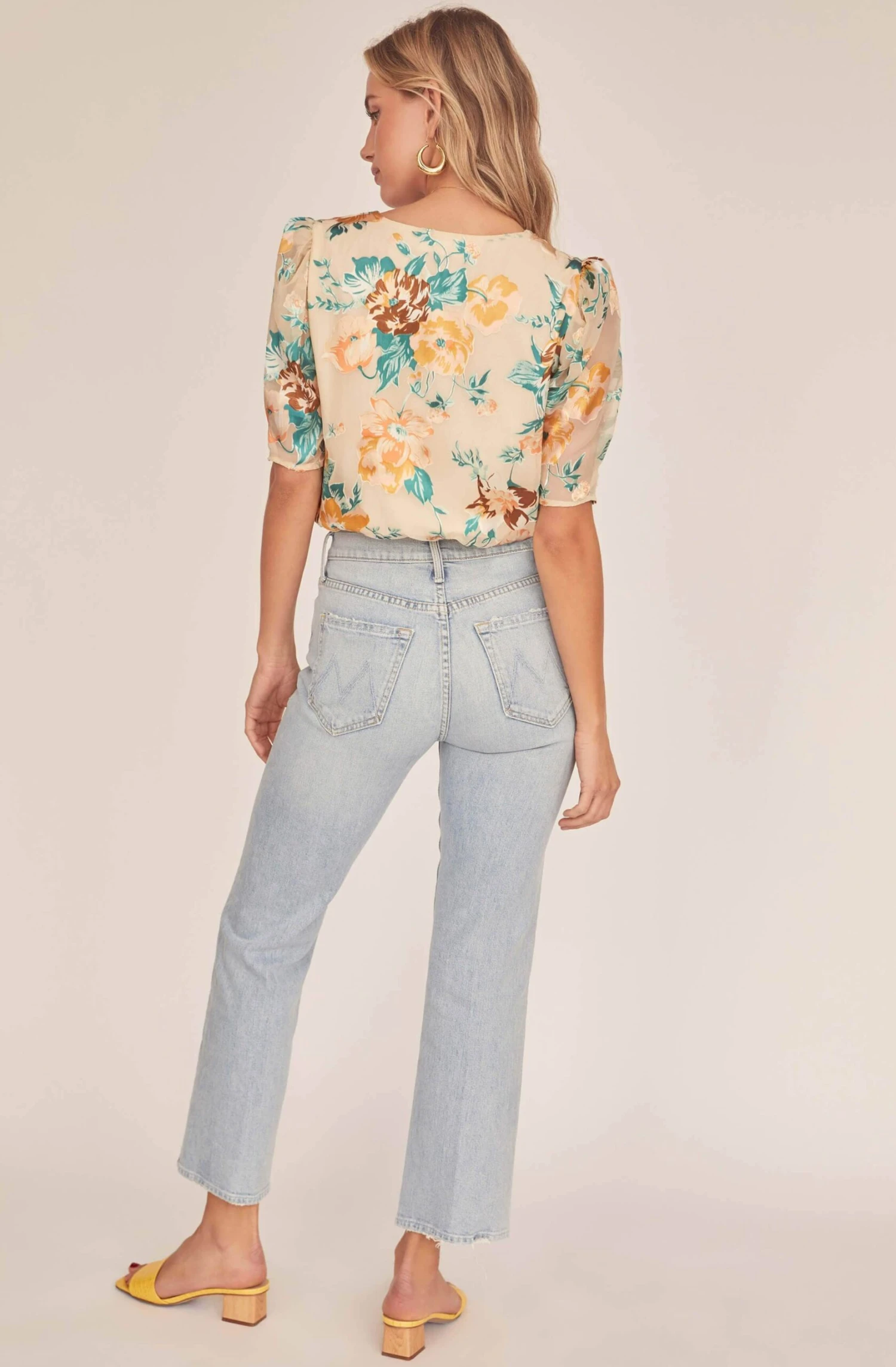 Sunday Floral Top 3 Sunday Floral Top - Image 3