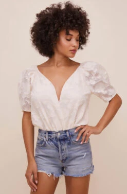 Colby Puff Sleeve Bodysuit -Sundress Haven ACT16402 CREAM 2