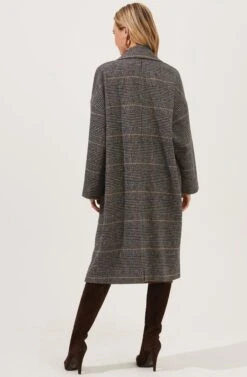 Evanston Plaid Oversized Coat -Sundress Haven ACT16842 BLACK GREYPLAID 5