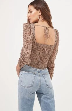 Colima Ruched Animal Print Top -Sundress Haven ACT16868B TAUPE GOLDANIMAL 6 295669eb 6c9c 4f56 bdec 6672a68667ce