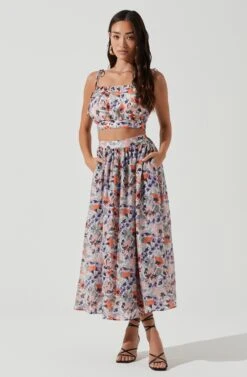 Terra Bella Floral Tie Strap Crop Top -Sundress Haven ACT17024 PEACHORANGEMULTIFLORAL 0723 48cfa8a3 c109 46c3 a71b 4e1912c9580d