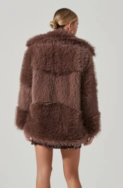 Hadley Faux Fur Coat -Sundress Haven ACT17441 MOCHAMAUVE 5