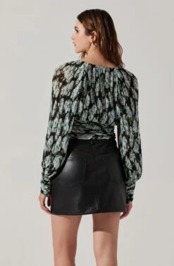 Pernilla Pleated Floral Puff Sleeve Top -Sundress Haven ACT17858 BLACKFLORAL 6