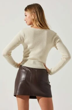 Rylee Twist Front Cutout Sweater -Sundress Haven ACT17919 CREAM 5