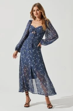 Long Sleeve Sweetheart Neck Midi Dress