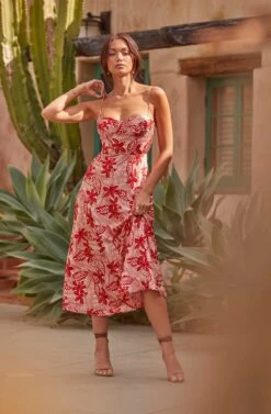 Josiane Floral Sweetheart Midi Dress 9 Josiane Floral Sweetheart Midi Dress -Sundress Haven ASTR SUMMER23 1605 fdc4cf85 7094 439d 9c93 fd1088e49d4d