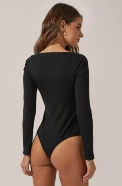 Square Neck Long Sleeve Bodysuit 14 Square Neck Long Sleeve Bodysuit -Sundress Haven AT15694 003 BLACK 3