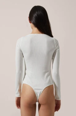 Square Neck Long Sleeve Bodysuit 11 Square Neck Long Sleeve Bodysuit -Sundress Haven AT15694 003 WHITE 3