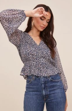 Button Front Puff Sleeve Floral Top