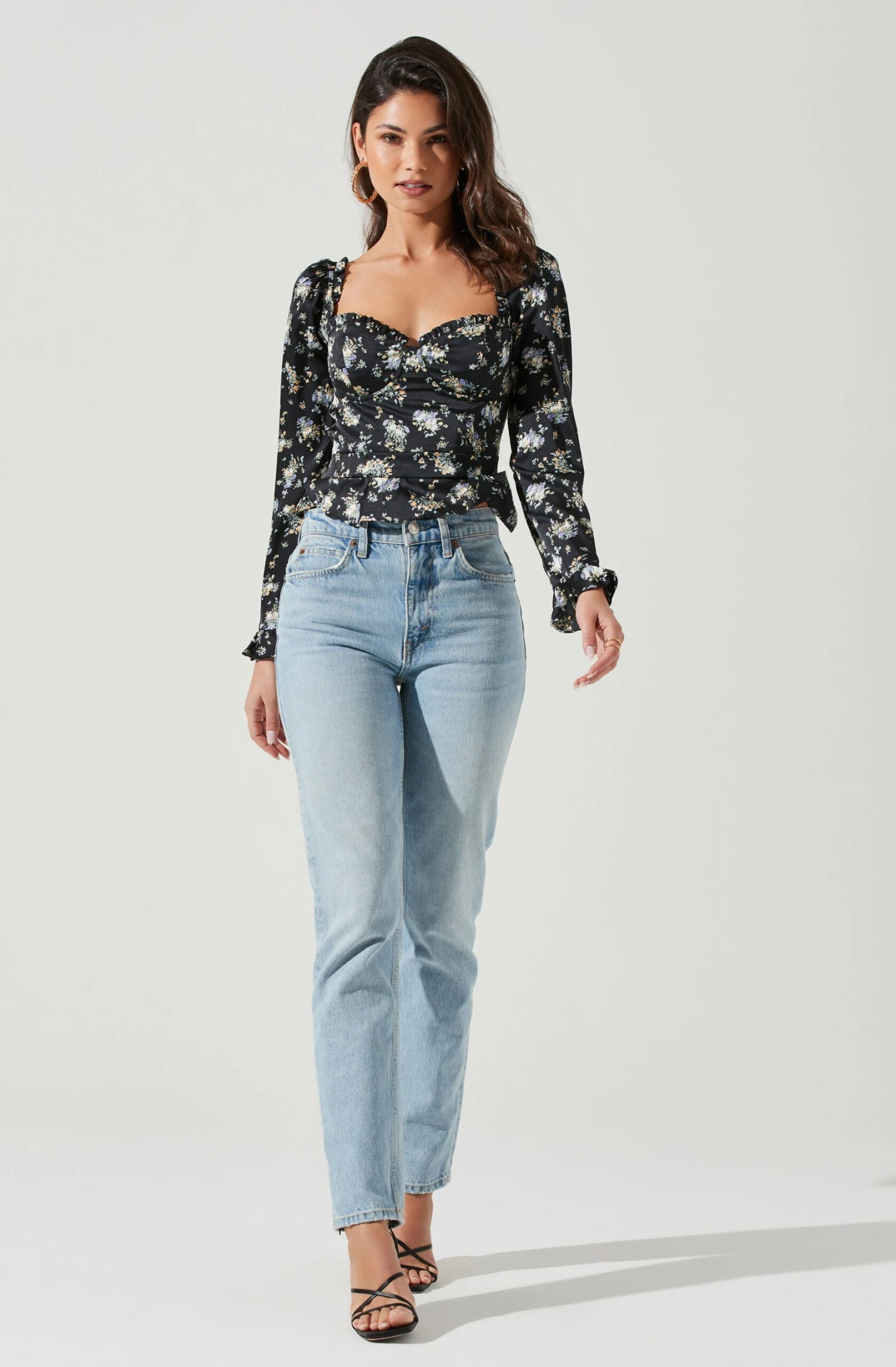 Long Sleeve Sweetheart Cinch Bust Floral Top 2 Long Sleeve Sweetheart Cinch Bust Floral Top - Image 2