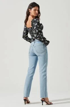 Long Sleeve Sweetheart Cinch Bust Floral Top 7 Long Sleeve Sweetheart Cinch Bust Floral Top -Sundress Haven AT17195 BLACKBLUEFLORAL 0420 dedcbdb3 5f10 444d b86a 4b83859ee744