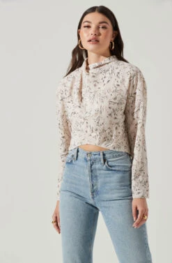 Long Sleeve Drape Tie Back Neck Back Top -Sundress Haven AT17208 OFFWHITESKETCH 5