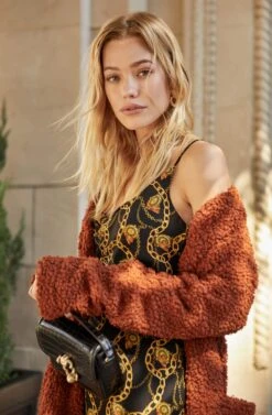 Fauna Coat (Sold Out) -Sundress Haven FALL Look04 15988 bd59c29c ea21 4076 a8ae f6e75129e634